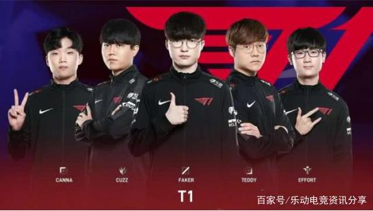 她也始终坚 她也始终坚