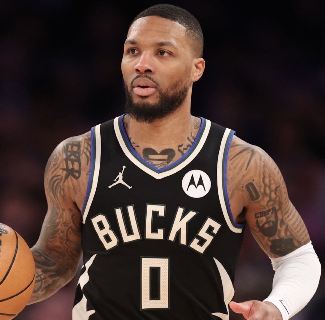 不仅仅是战 不仅仅是战